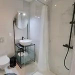 Luxury Townhouse Baba 招待所